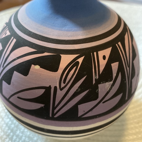 Mesa Verde Pottery Vase Signed. Native American Art. Vintage - Picture 6 of 6